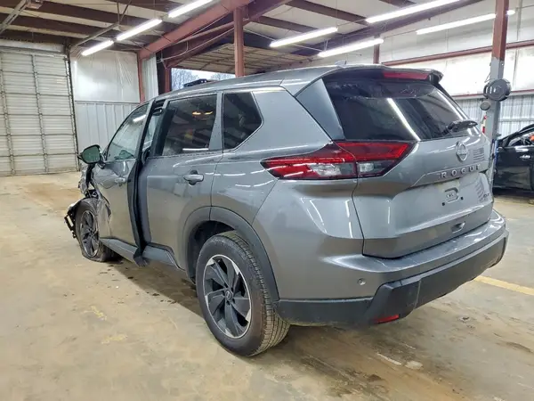 JN8BT3BB3SW418671 2025 NISSAN ROGUE - Image 2
