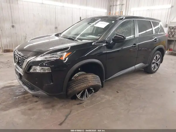 JN8BT3BB4NW333424 2022 NISSAN ROGUE - Image 2