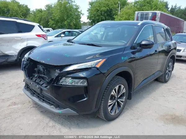 JN8BT3BB4NW333570 2022 NISSAN ROGUE - Image 2