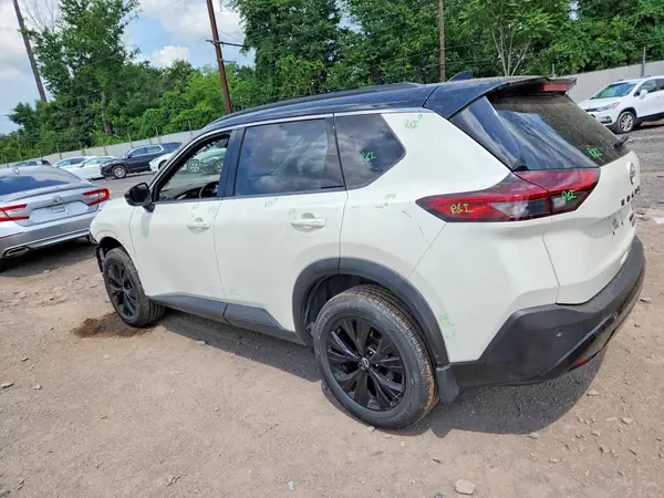 JN8BT3BB4PW184631 2023 NISSAN ROGUE - Image 2