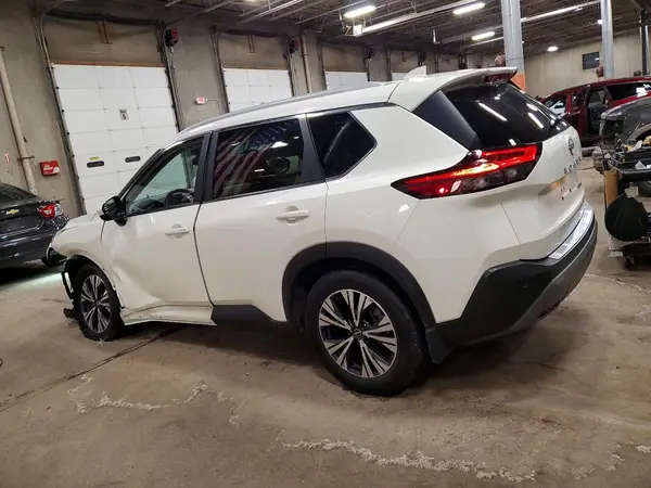 JN8BT3BB4PW491054 2023 NISSAN ROGUE - Image 2