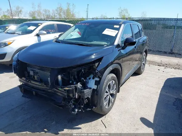 JN8BT3BB4PW491622 2023 NISSAN ROGUE - Image 2