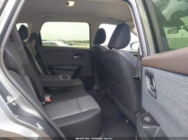 JN8BT3BB4PW493824 2023 NISSAN ROGUE - Image 8