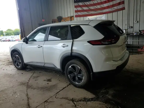 JN8BT3BB4RW171820 2024 NISSAN ROGUE - Image 2