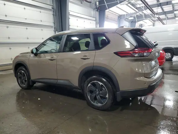 JN8BT3BB4RW178069 2024 NISSAN ROGUE - Image 2