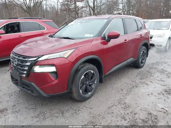 JN8BT3BB4RW184065 2024 NISSAN ROGUE - Image 2