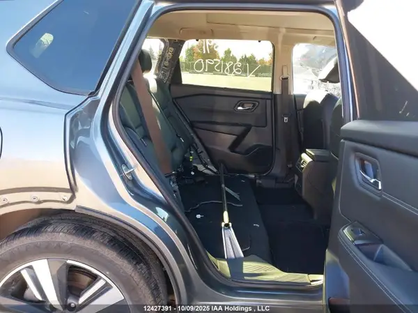 JN8BT3BB4RW281590 2024 NISSAN ROGUE - Image 8