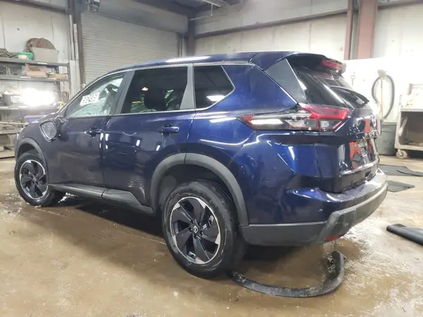 JN8BT3BB4RW426062 2024 NISSAN ROGUE - Image 2