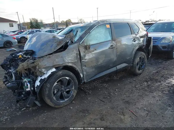 JN8BT3BB4TW084135 2026 NISSAN ROGUE - Image 2