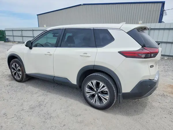 JN8BT3BB5NW333898 2022 NISSAN ROGUE - Image 2