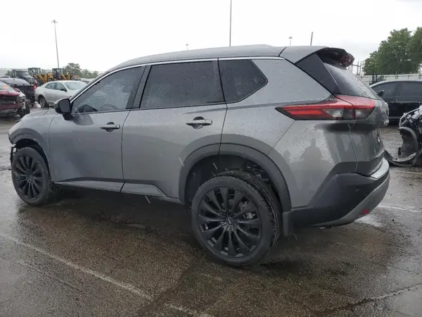 JN8BT3BB5NW336476 2022 NISSAN ROGUE - Image 2