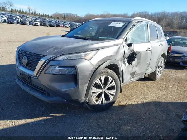 JN8BT3BB5NW339393 2022 NISSAN ROGUE - Image 2
