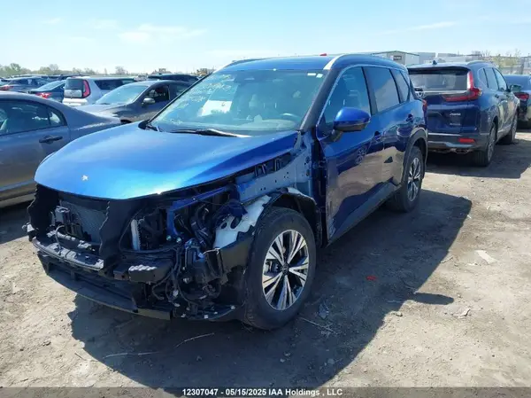 JN8BT3BB5PW205728 2023 NISSAN ROGUE - Image 2