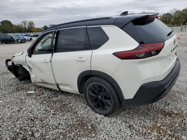 JN8BT3BB5PW221525 2023 NISSAN ROGUE - Image 2