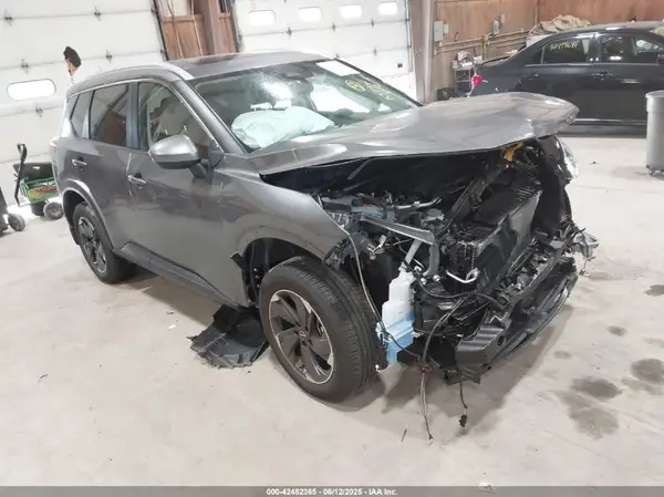 JN8BT3BB5RW176850 2024 NISSAN ROGUE - Image 1
