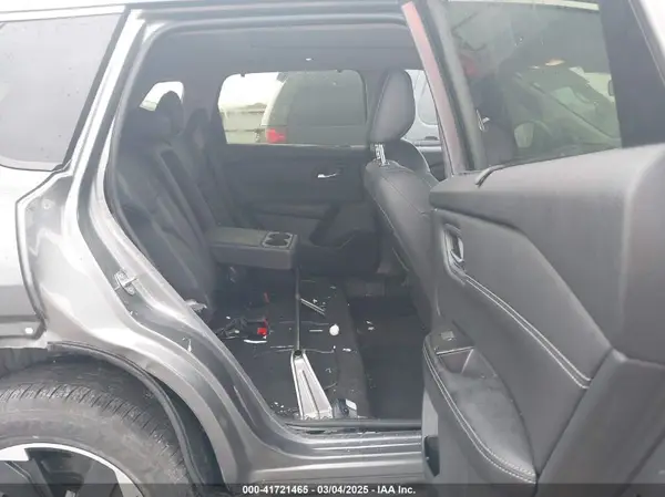 JN8BT3BB5RW280304 2024 NISSAN ROGUE - Image 8