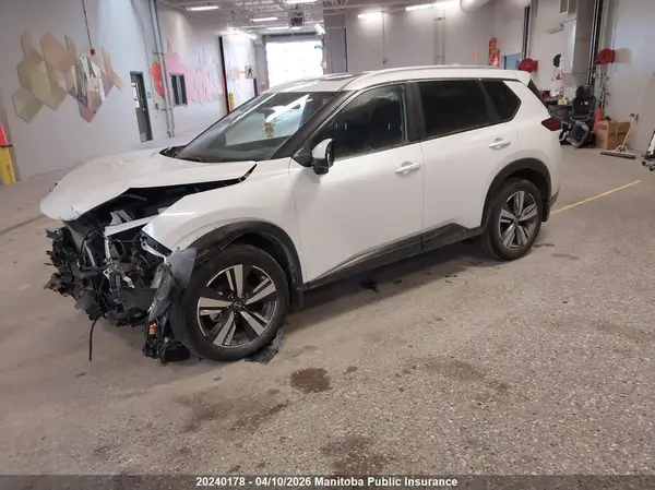 JN8BT3BB5RW283560 2024 NISSAN ROGUE - Image 2