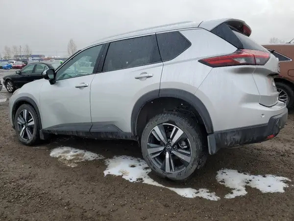 JN8BT3BB5RW286068 2024 NISSAN ROGUE - Image 2