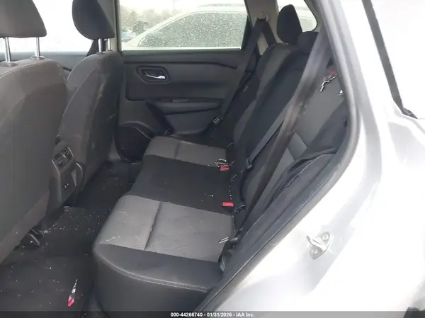 JN8BT3BB5RW422893 2024 NISSAN ROGUE - Image 8