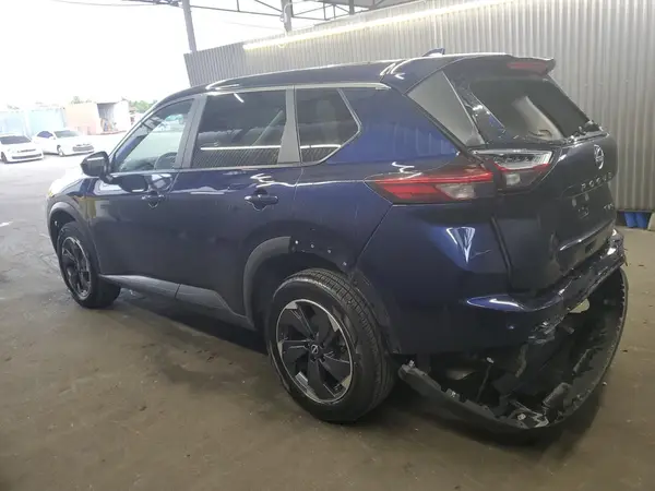 JN8BT3BB5RW423767 2024 NISSAN ROGUE - Image 2