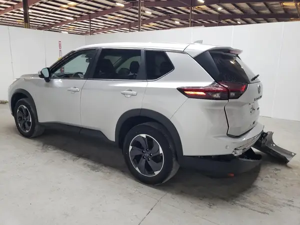 JN8BT3BB5RW426068 2024 NISSAN ROGUE - Image 2
