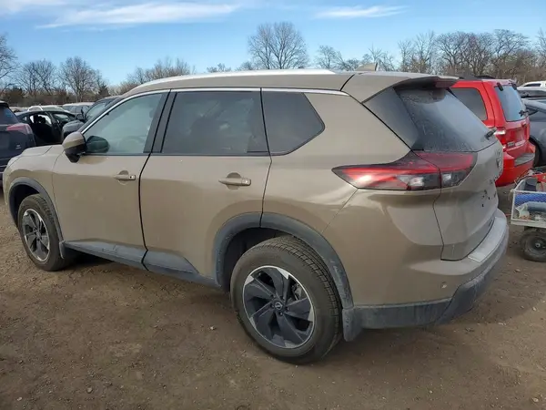 JN8BT3BB5RW434414 2024 NISSAN ROGUE - Image 2