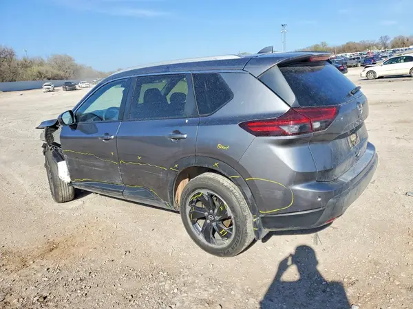 JN8BT3BB5RW438933 2024 NISSAN ROGUE - Image 2
