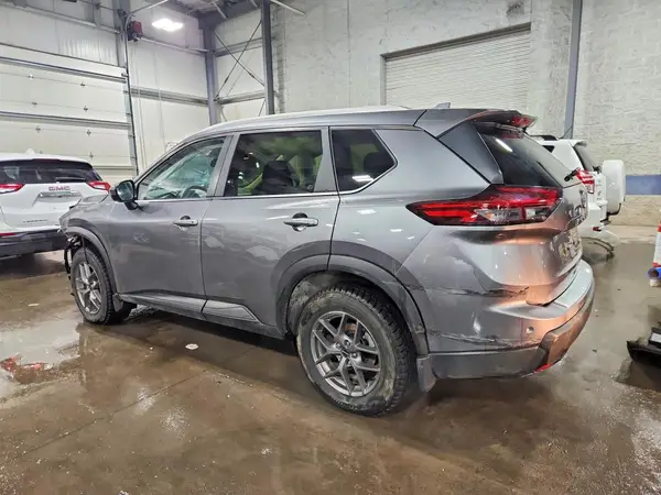 JN8BT3BB5RW439516 2024 NISSAN ROGUE - Image 2