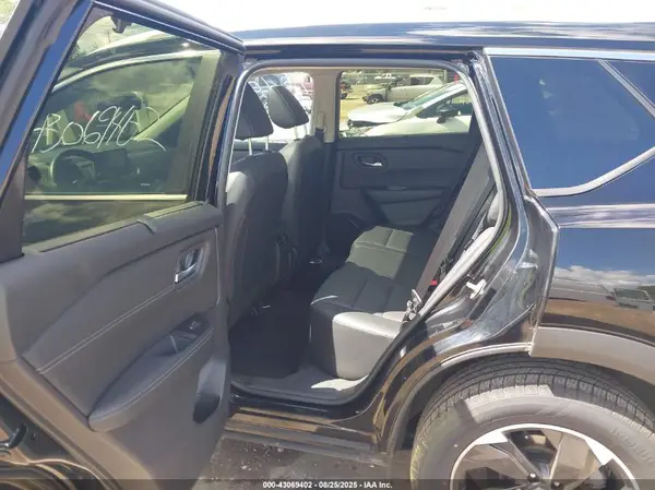 JN8BT3BB5RW440004 2024 NISSAN ROGUE - Image 8