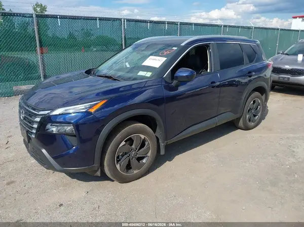 JN8BT3BB5RW449463 2024 NISSAN ROGUE - Image 2