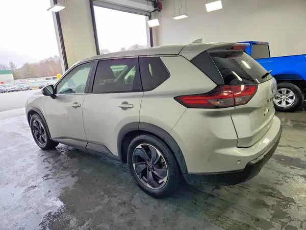 JN8BT3BB5SW417036 2025 NISSAN ROGUE - Image 2