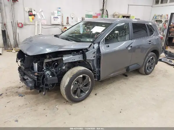 JN8BT3BB5TW372570 2026 NISSAN ROGUE - Image 2