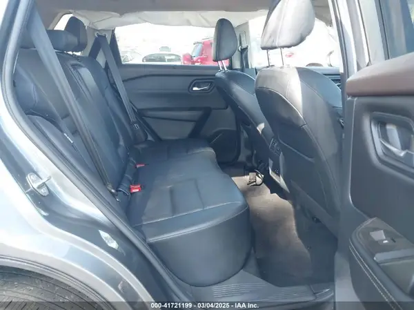 JN8BT3BB6NW332940 2022 NISSAN ROGUE - Image 8