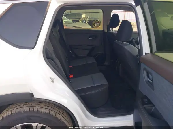 JN8BT3BB6PW357582 2023 NISSAN ROGUE - Image 8