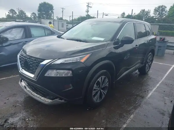 JN8BT3BB6PW470979 2023 NISSAN ROGUE - Image 2