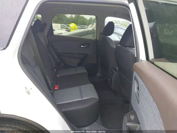 JN8BT3BB6PW475812 2023 NISSAN ROGUE - Image 8