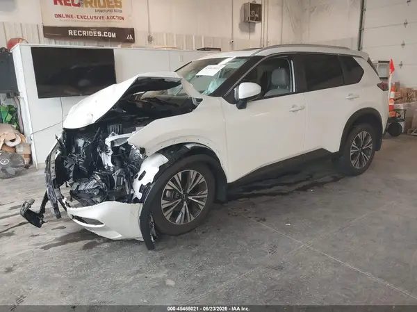 JN8BT3BB6PW496871 2023 NISSAN ROGUE - Image 2