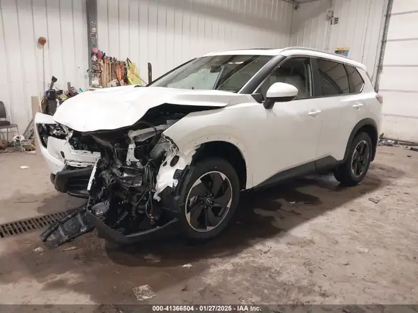 JN8BT3BB6RW180650 2024 NISSAN ROGUE - Image 2