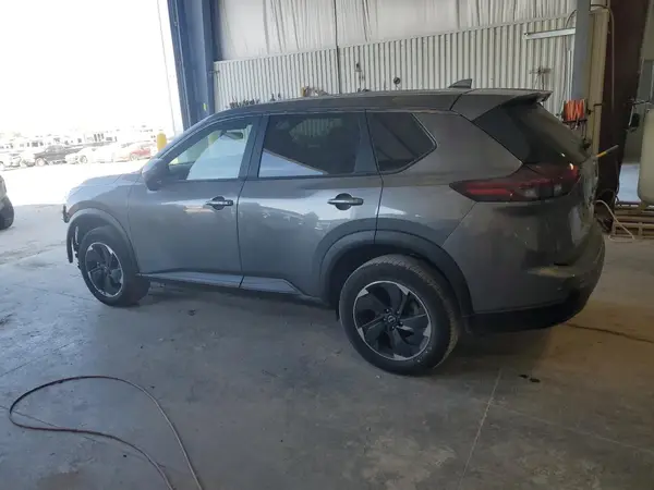 JN8BT3BB6RW289741 2024 NISSAN ROGUE - Image 2