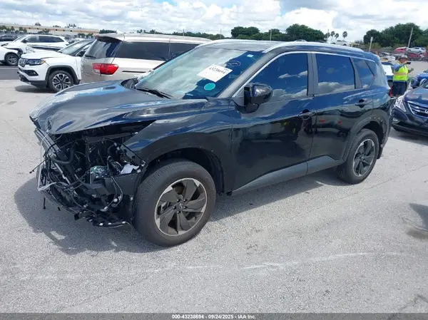 JN8BT3BB6RW291019 2024 NISSAN ROGUE - Image 2