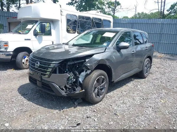 JN8BT3BB6SW416882 2025 NISSAN ROGUE - Image 2