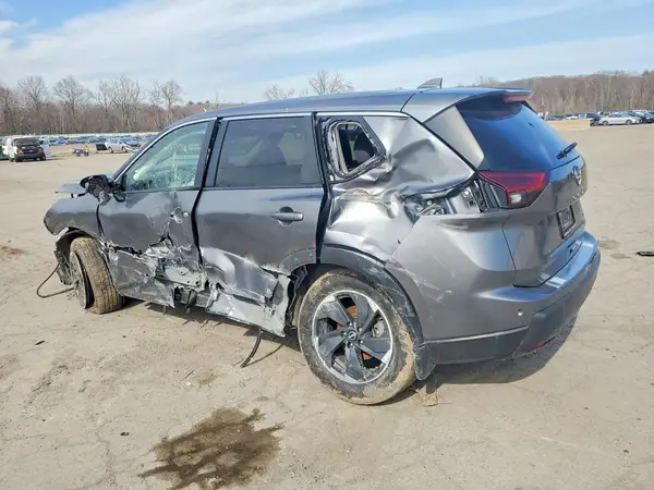 JN8BT3BB6TW372321 2026 NISSAN ROGUE - Image 2