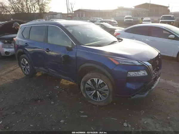 JN8BT3BB7NW337872 2022 NISSAN ROGUE - Image 1
