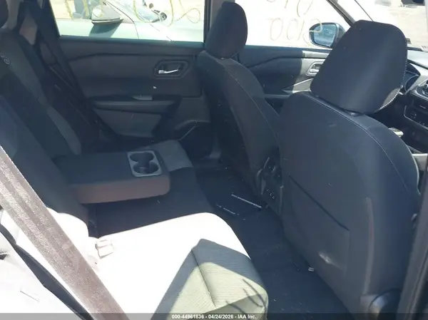 JN8BT3BB7RW183556 2024 NISSAN ROGUE - Image 8