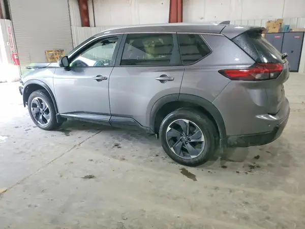 JN8BT3BB7RW288839 2024 NISSAN ROGUE - Image 2