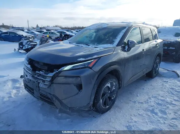 JN8BT3BB7RW422099 2024 NISSAN ROGUE - Image 2