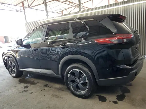 JN8BT3BB7RW424161 2024 NISSAN ROGUE - Image 2