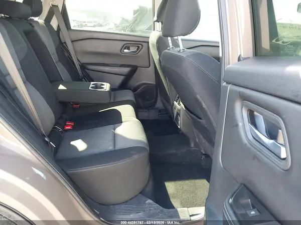 JN8BT3BB7RW424385 2024 NISSAN ROGUE - Image 8