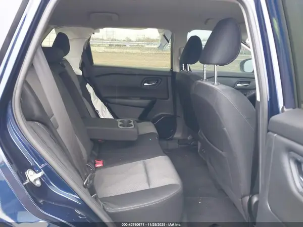 JN8BT3BB7RW426234 2024 NISSAN ROGUE - Image 8