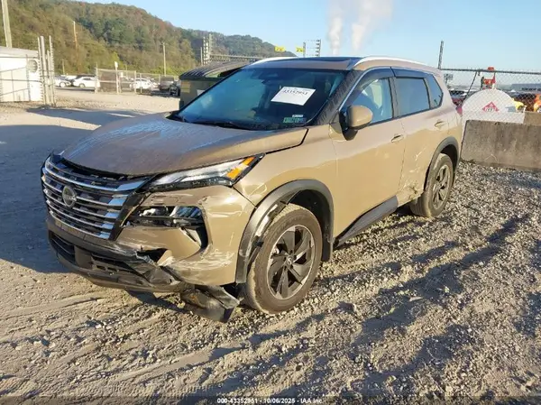 JN8BT3BB7RW426816 2024 NISSAN ROGUE - Image 2